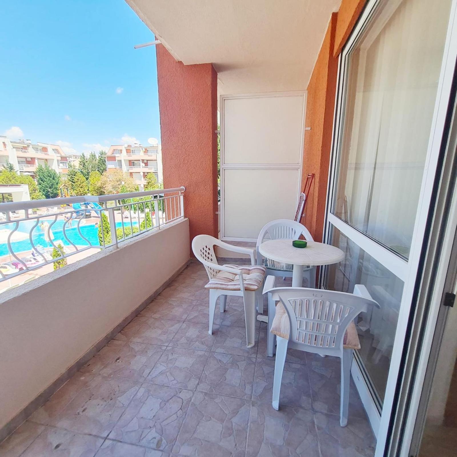 Sunny Fort Apartments Солнечный берег Экстерьер фото