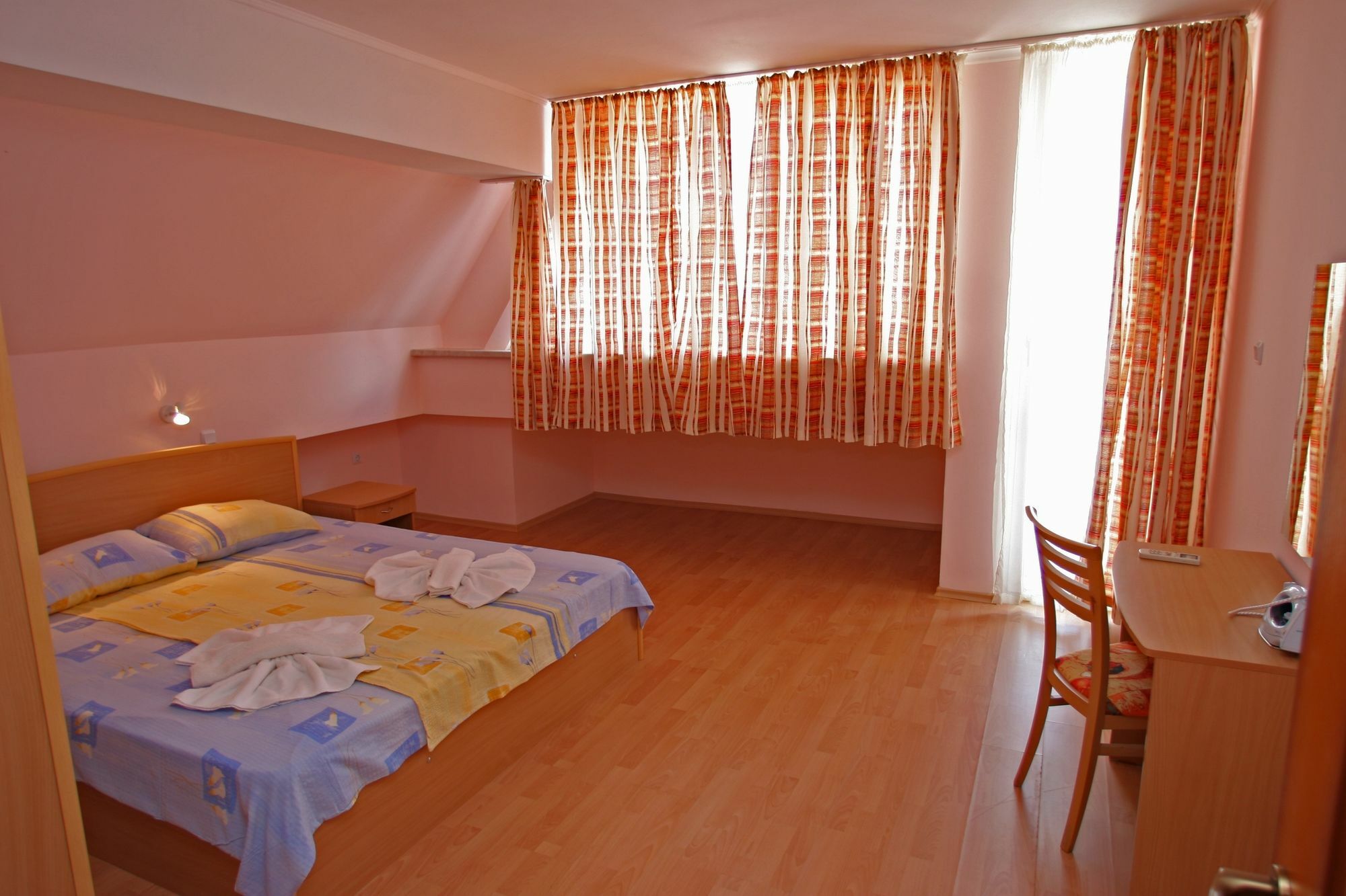 Sunny Fort Apartments Солнечный берег Экстерьер фото